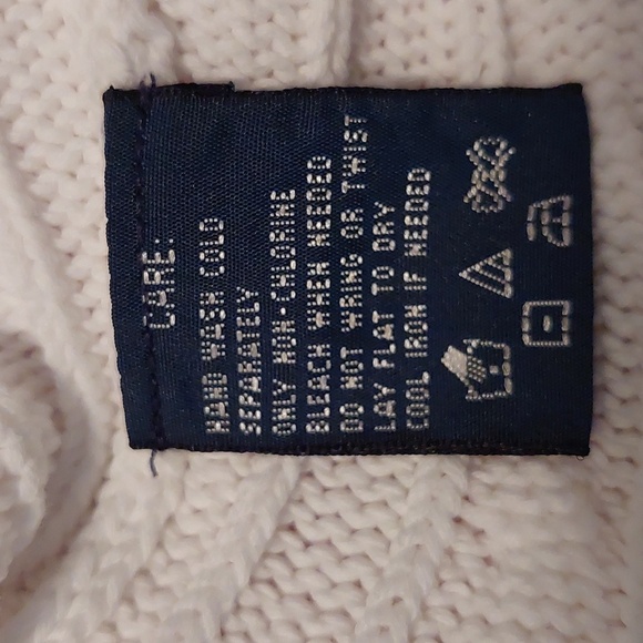 Cable knit sweater top - Picture 5 of 8